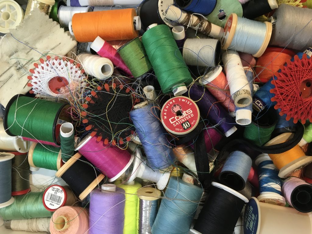 Sewing thread sizes and how to choose